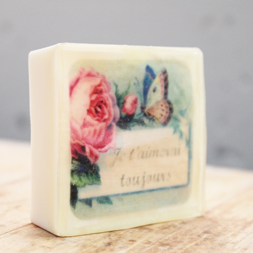  'Je t'aimerai toujours' rose special edition photo-soap